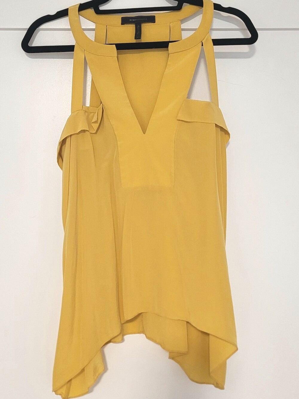 BCBGMAXAZRIA 100% Silk Yellow Draped Top NWOT